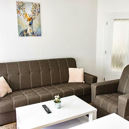 Apartman Reggie - Пец-под-Снежкой Экстерьер фото