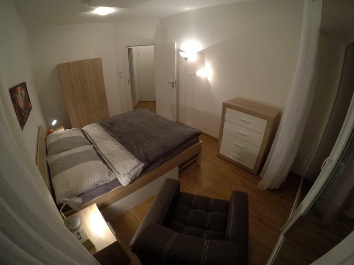 Apartman Reggie - Пец-под-Снежкой Экстерьер фото