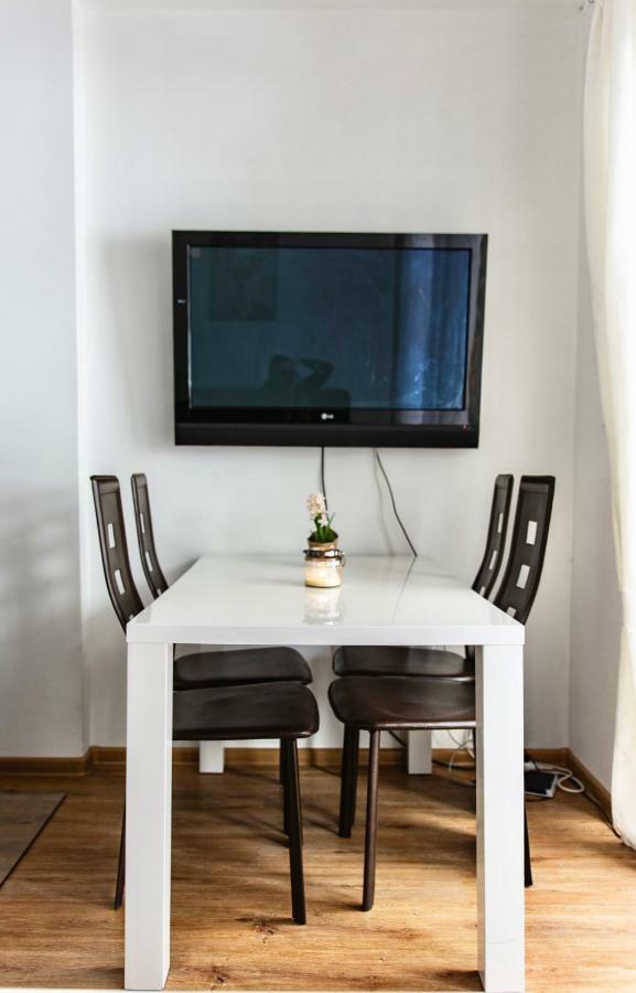 Apartman Reggie - Пец-под-Снежкой Экстерьер фото